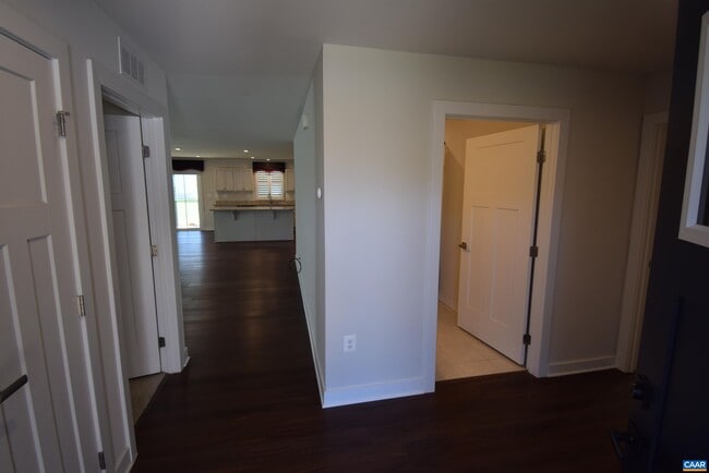 Building Photo - 167 Virginia Ave