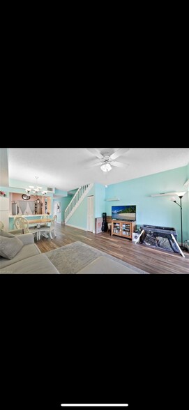 Building Photo - 1018 Woodshire Ln