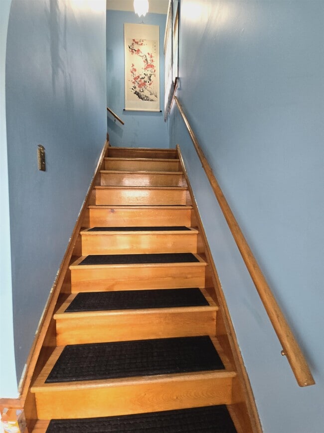 Building Photo - 1000 Avenue C