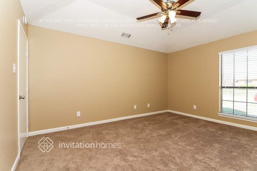 Building Photo - 2506 Neal Dr