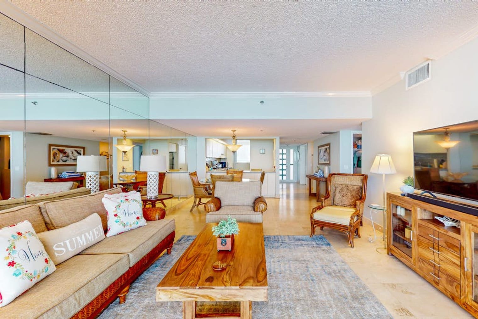 Building Photo - 1145 Gulf of Mexico Dr