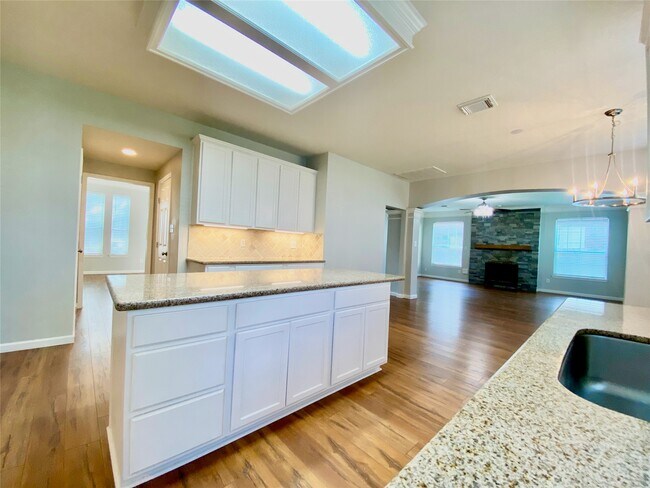 Building Photo - 6315 Holly Canyon Ct