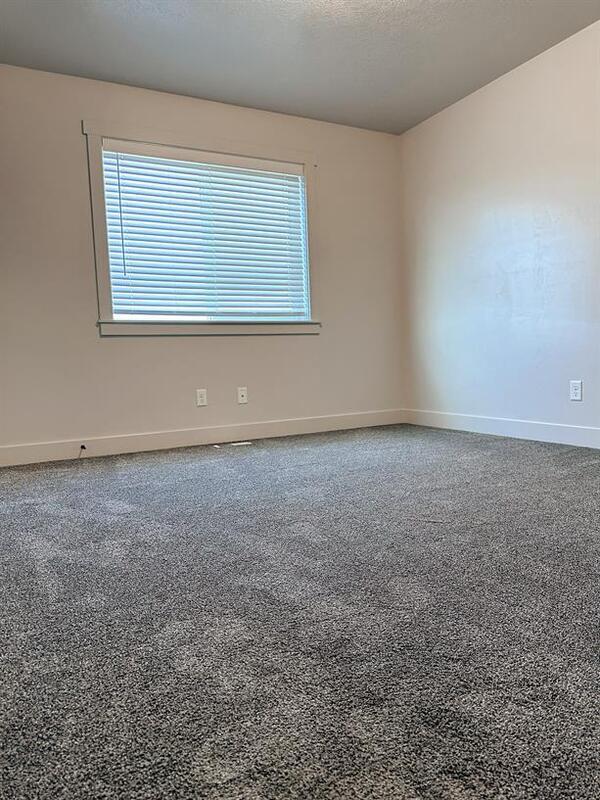Building Photo - 483 N 2650 W