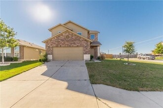 Building Photo - 441 Moulins Ln