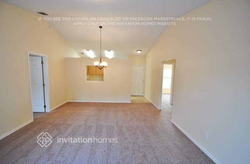 Building Photo - 250 Rhapsody Ln