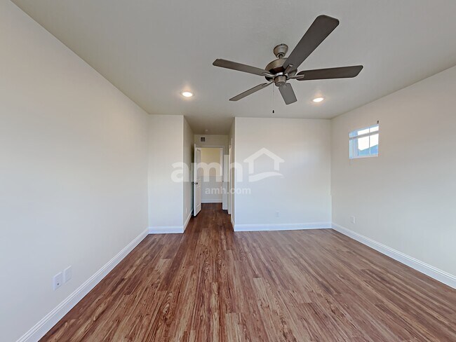 Building Photo - 6072 W S Jordan Pkwy