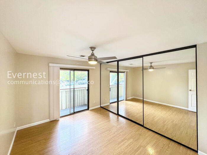 Building Photo - 2520 Walters Way