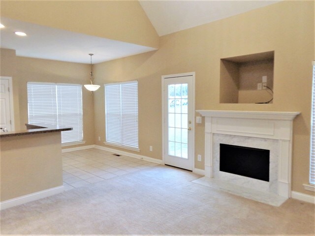 Building Photo - 1017 Stonehollow Way