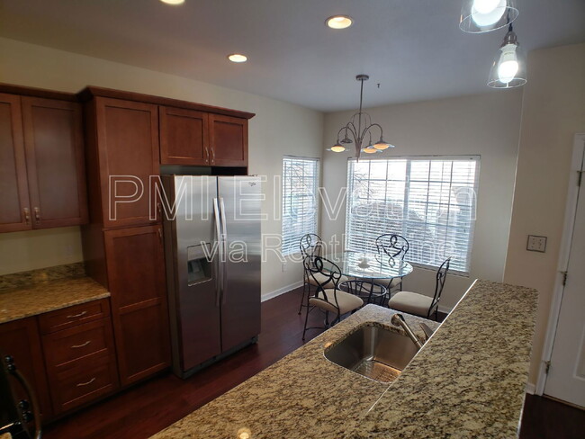 Building Photo - 8425 Pebble Creek Way