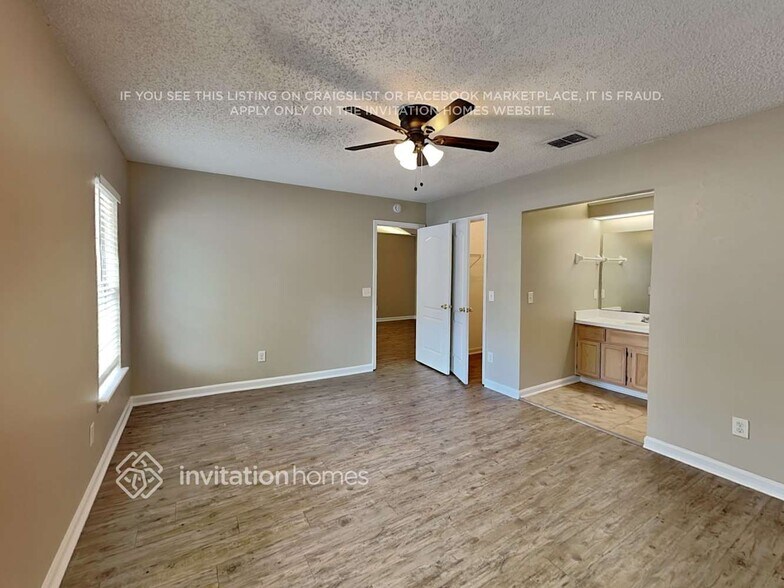 Building Photo - 9562 Sugar Hollow Ln