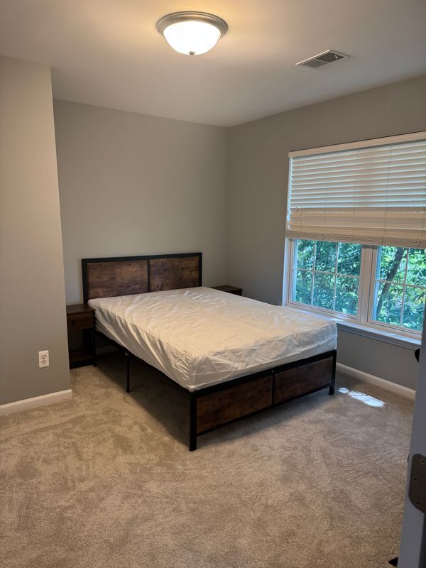 Building Photo - 2768 S Knightsbridge Cir