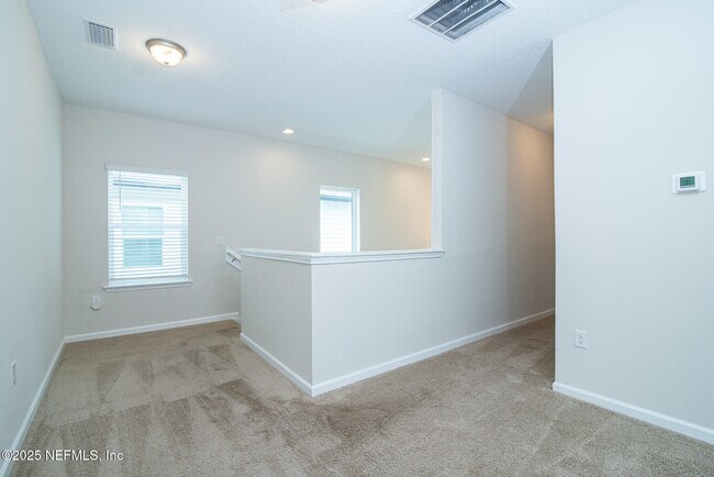Building Photo - 690 Windermere Way