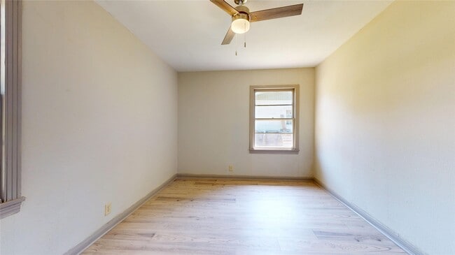 Building Photo - 1501 13th St N