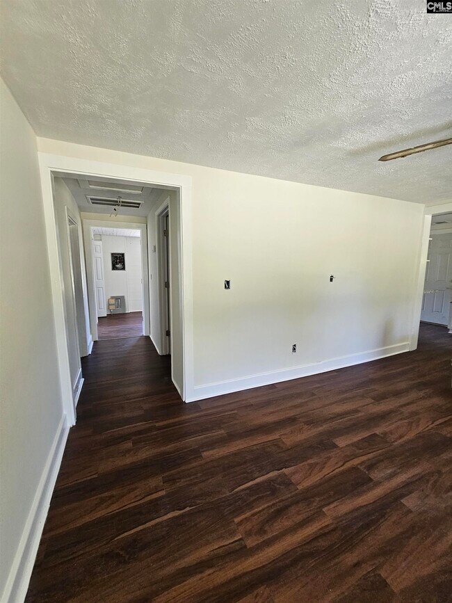 Building Photo - 808 Peachtree Rock Rd