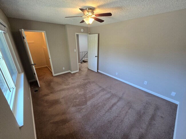 Building Photo - 2288 Segundo Ct