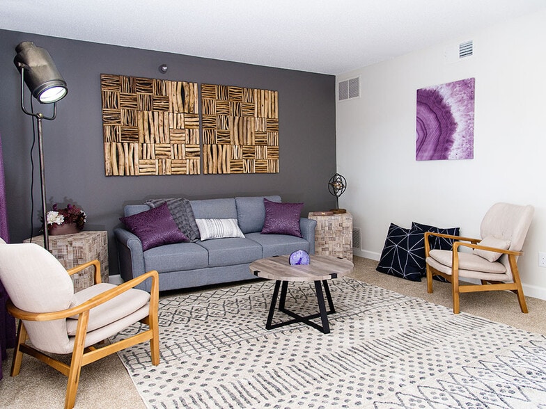 Fountains Apartments 5101 Hawthorne Dr West Des Moines IA 50265