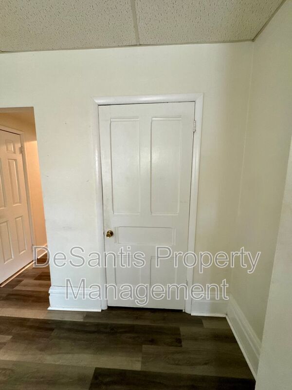 Building Photo - 1509 Hatteras St