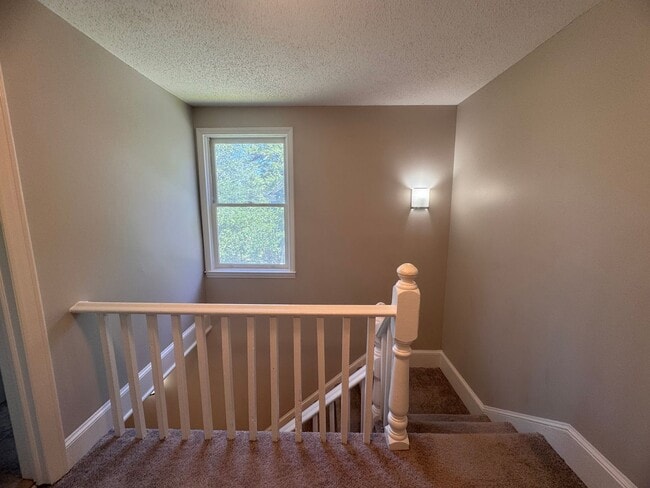 Building Photo - 3BR 2BA Home in Fisher Park