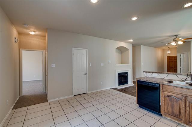 Building Photo - 10860 Hawks Landing Rd