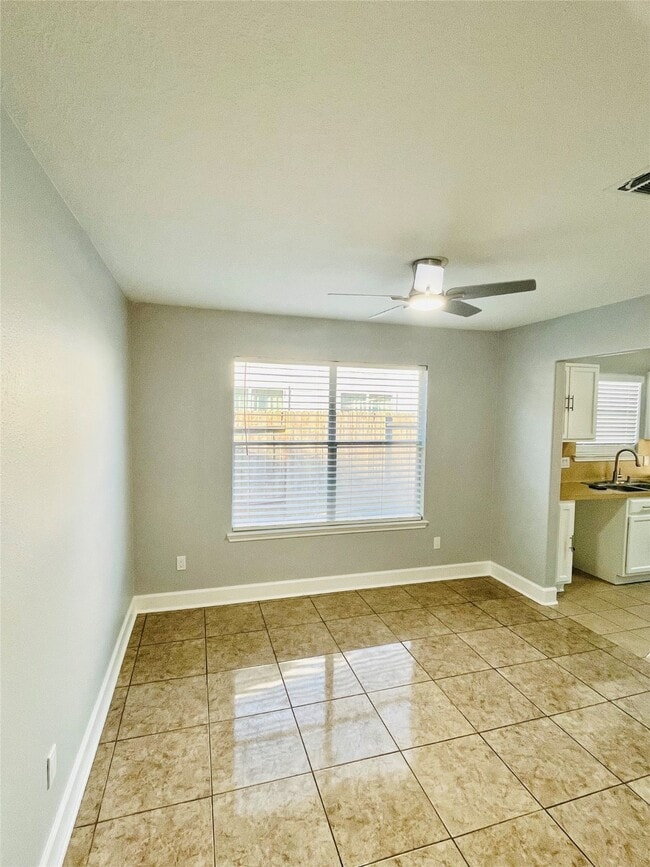 Building Photo - 17030 Cypresswood Glen Tr