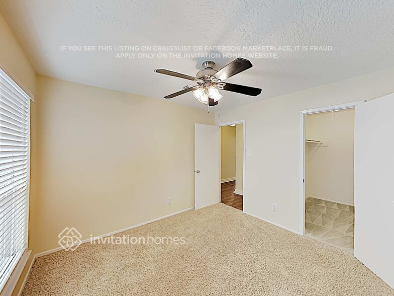 Building Photo - 9422 Chartermoss Cir