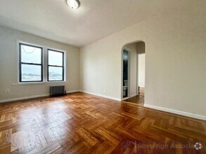 Building Photo - 1 bedroom in BRONX NY 10461