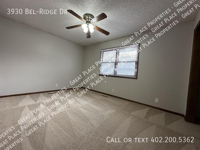Building Photo - 3930 Bel-Ridge Dr