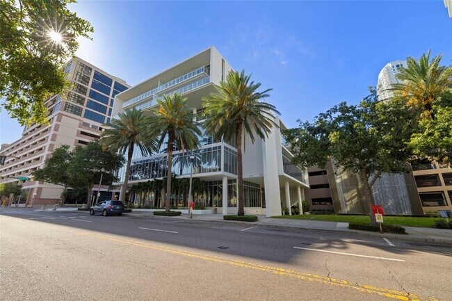 Building Photo - 145 2nd Ave S