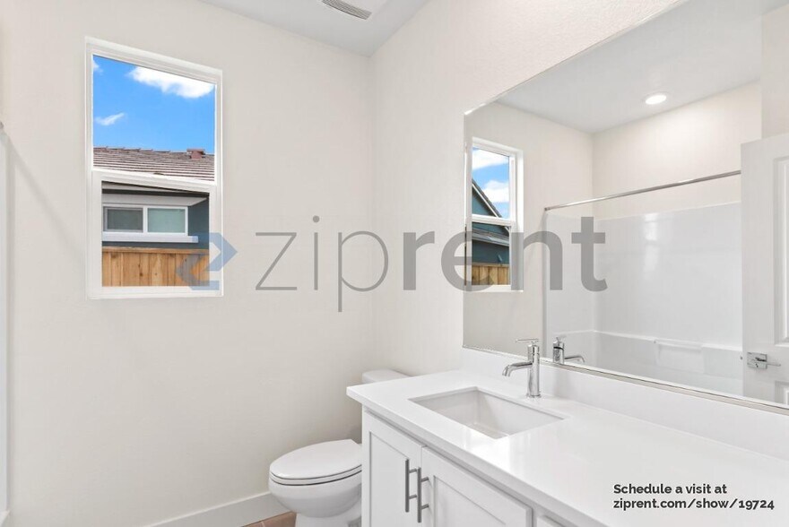 Building Photo - 5418 Paularo Wy