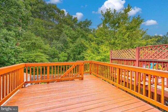 Building Photo - 3818 Swift Run Dr