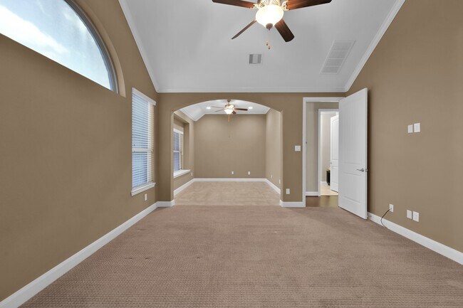 Building Photo - 21303 Hubbard Run Dr