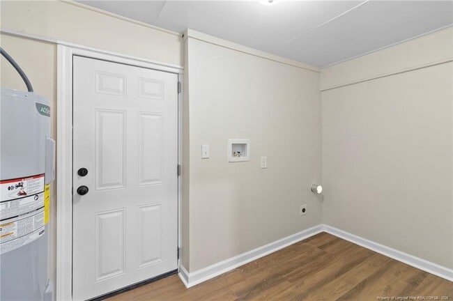 Building Photo - 503 W Harnett St