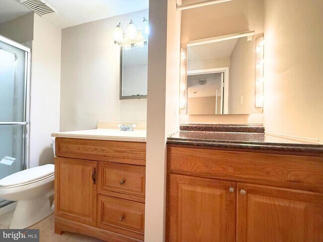 Building Photo - 13331 Demetrias Way