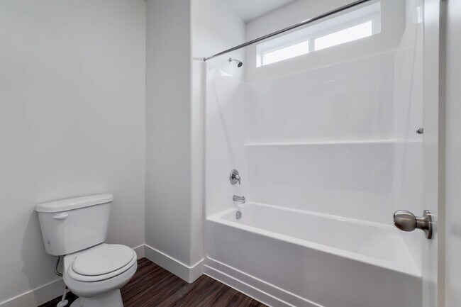 Building Photo - Modern Living in Lehi | New Build | Silico...
