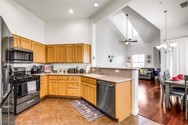 Building Photo - 8777 W Maule Ave