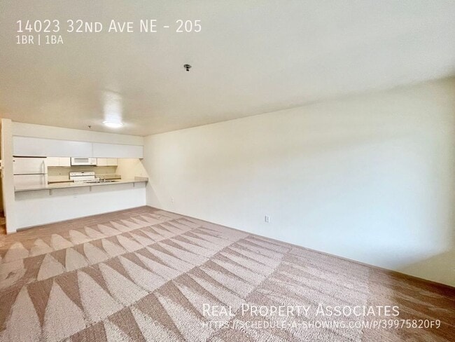 Building Photo - 14023 32nd Ave NE