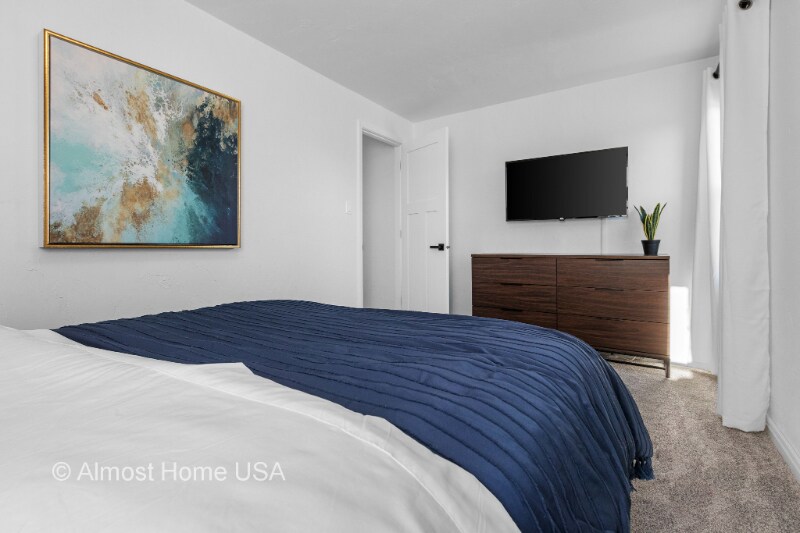 Building Photo - 1335 Rhode Island St