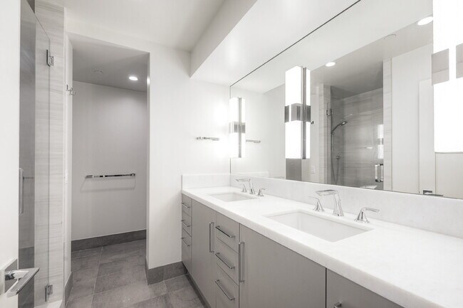 Building Photo - San Diego Water View Luxury High-Rise Living at The Harbor Club — Stunning Bay & City Views- This...