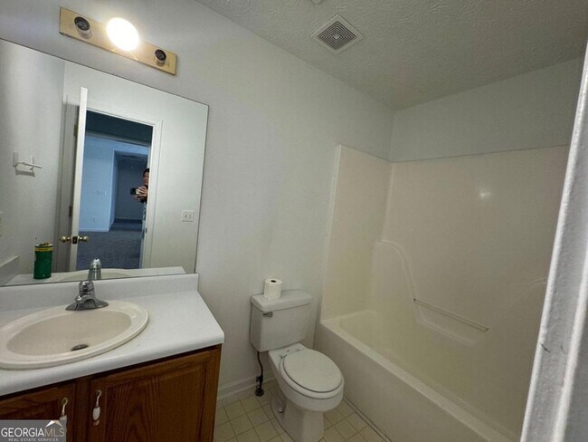 Building Photo - 2282 McKayla Ct