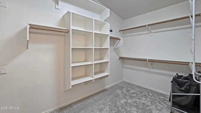 Building Photo - 13888 W Wilshire Dr