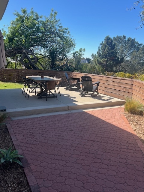 Building Photo - 9415 Mesa Terrace