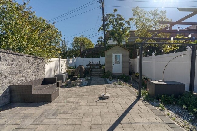 Building Photo - 3508 Givernaud Terrace