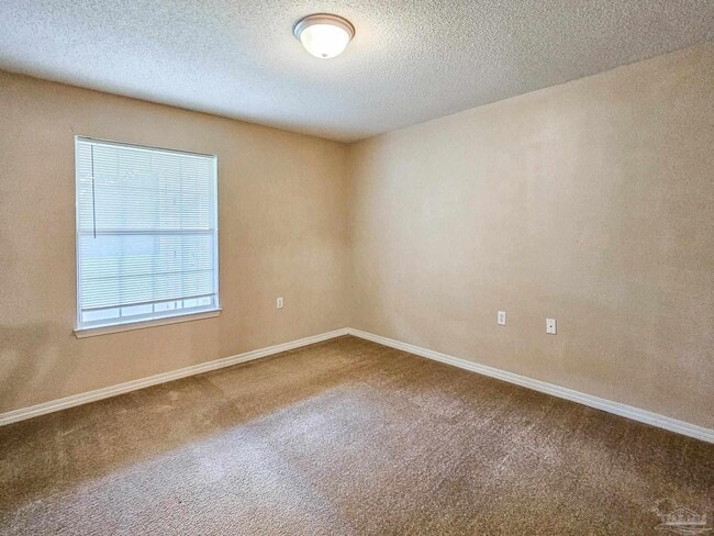 Building Photo - 9771 Cobblebrook Dr