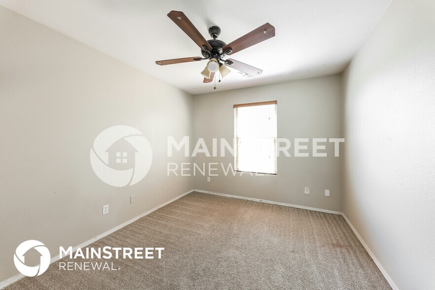 Building Photo - 17421 N 185th Dr