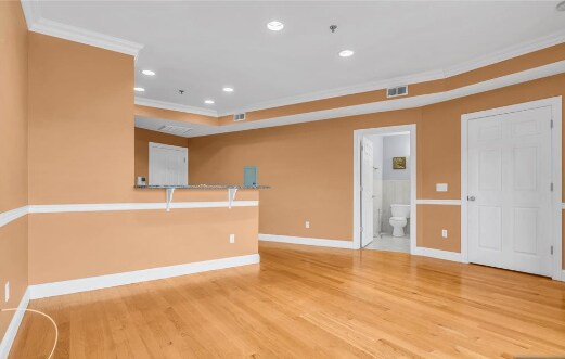 Building Photo - 15-1303-1-19 Tichenor Ln