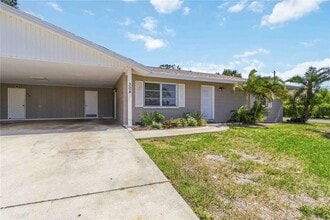 Building Photo - 304 Lantana Ave