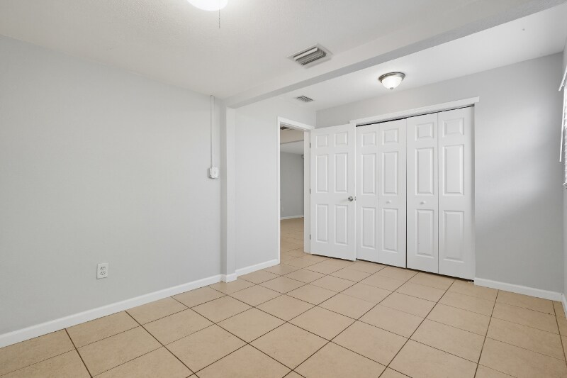 Building Photo - 4220 38th Ave N