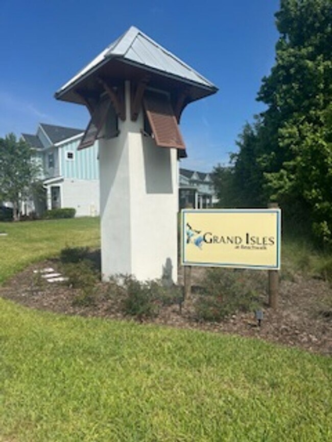 Building Photo - St. Johns Beach Walk Townhouse, Beautiful Beach, Amazing Amenities