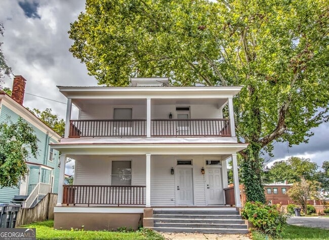 Primary Photo - 136 Broad St