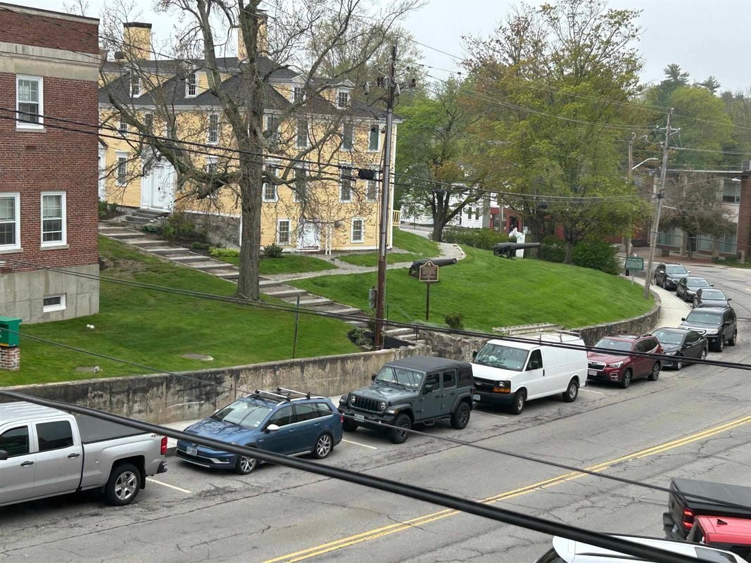 Building Photo - 163 Water, B-2